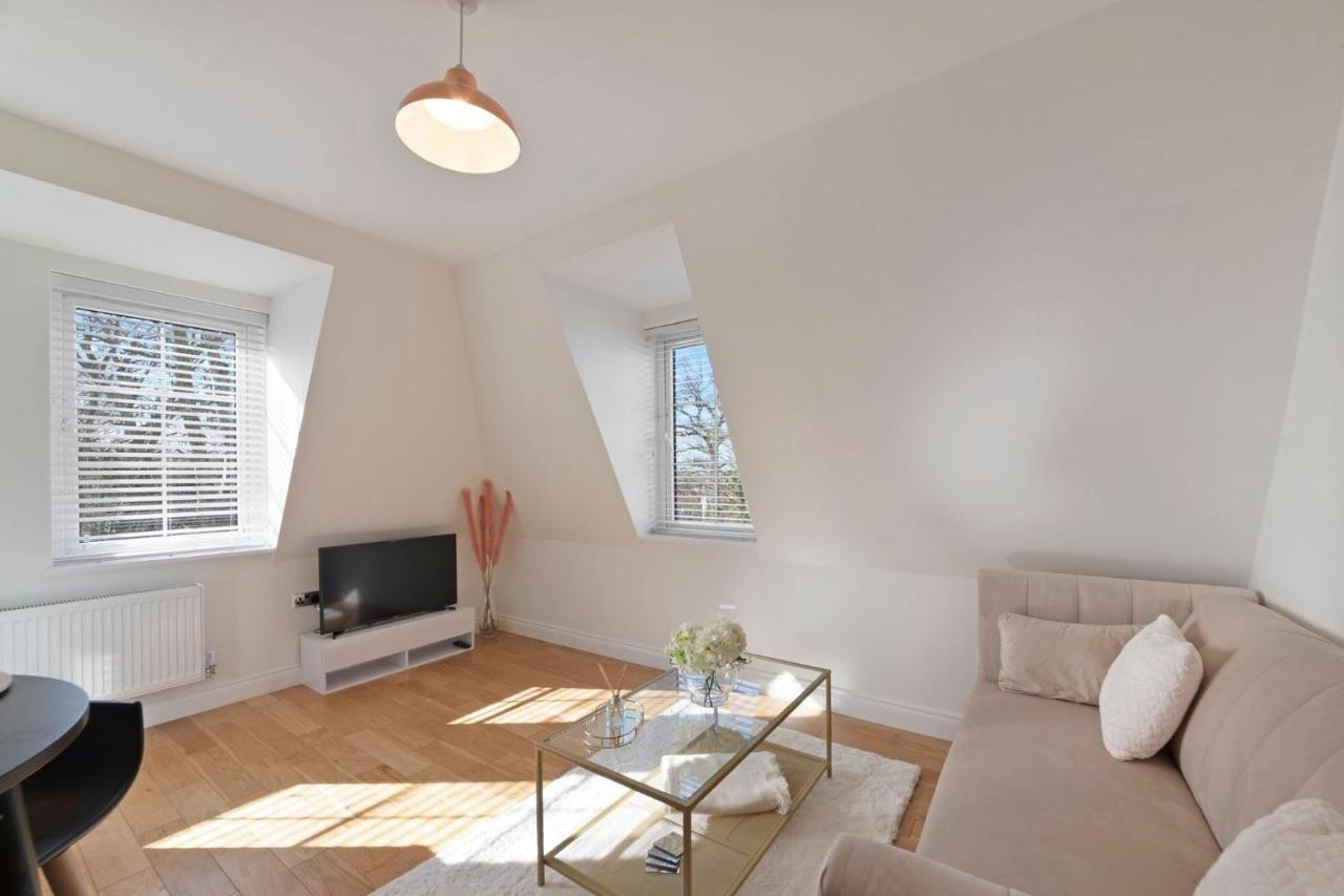 Spacious One Bed Loft Apartment Birchanger 외부 사진